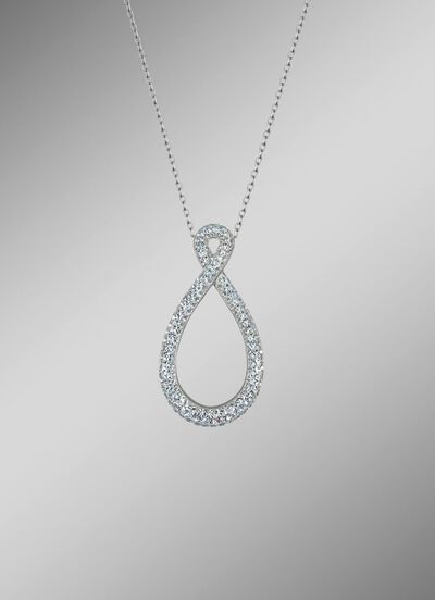 Stralende metgezel: hanger met fonkelende kristallen 