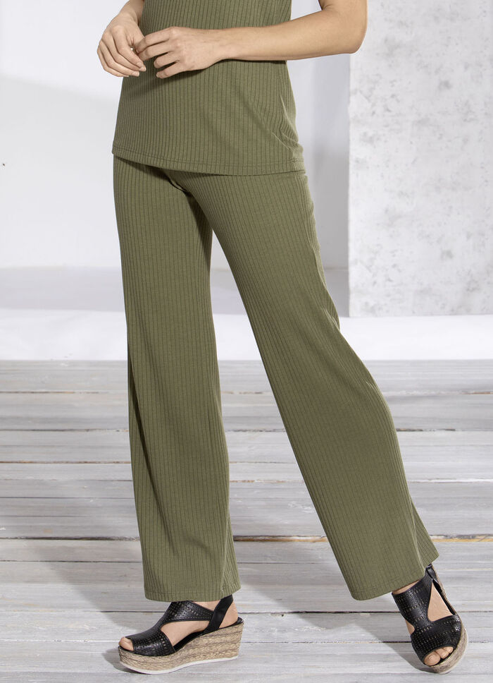 Superzachte broek in een comfortabele wijdte OLIJF