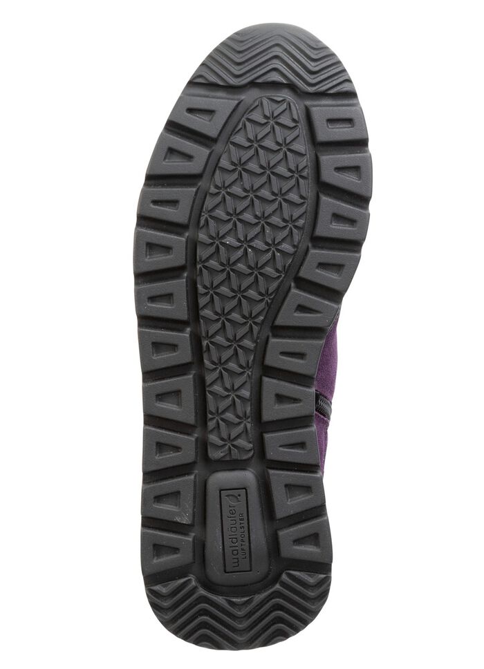 Ranger bootie met veters en laklederen biesjes 