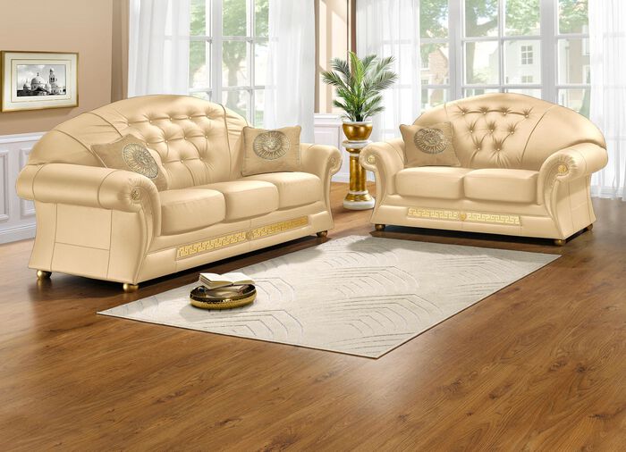 Gestoffeerd meubel met echt leren bekleding die overal in de kamer geplaatst kan worden CR&Egrave;ME