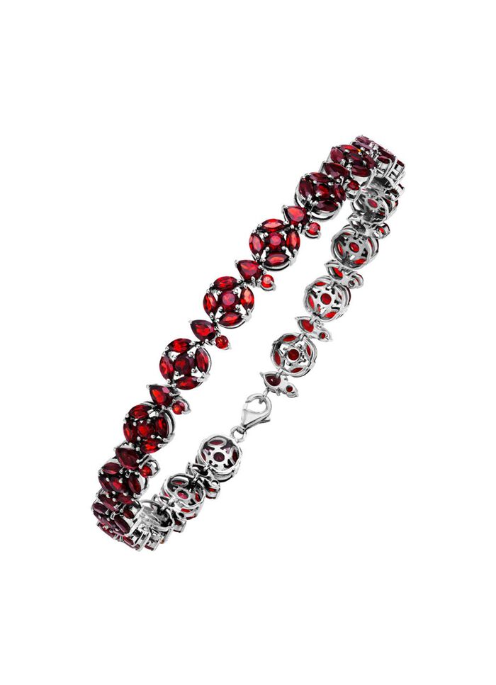 Aantrekkelijke armband met granaat 