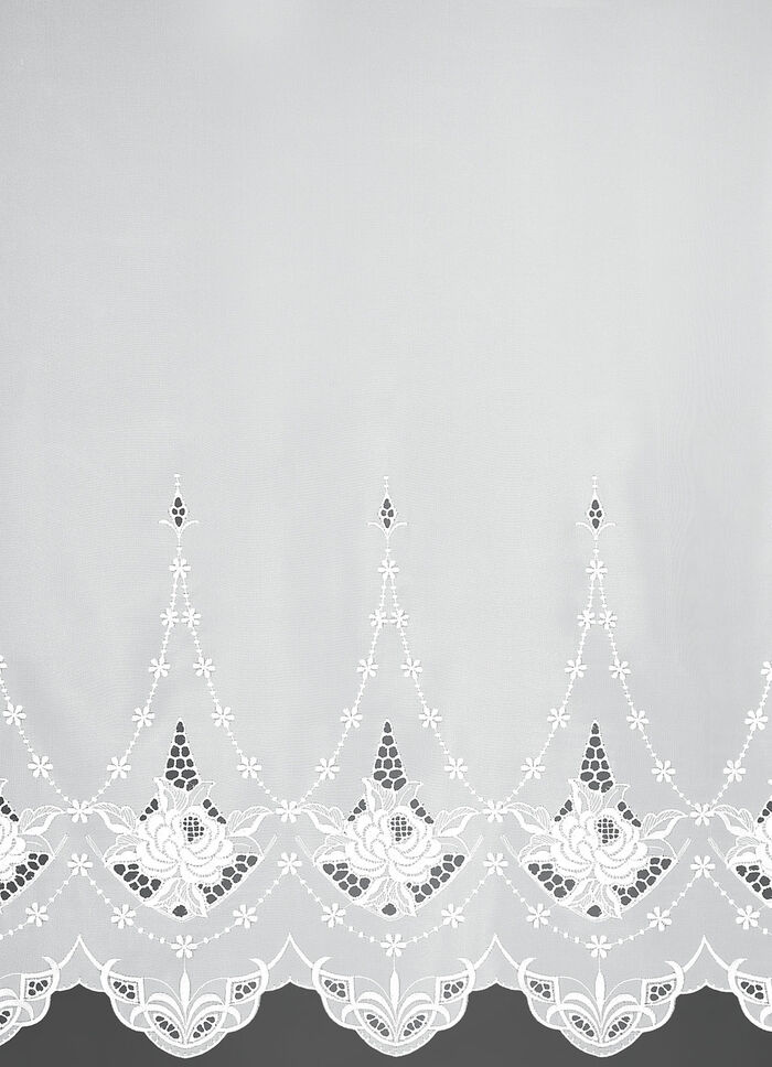 Lange venstervitrage met universele railband 