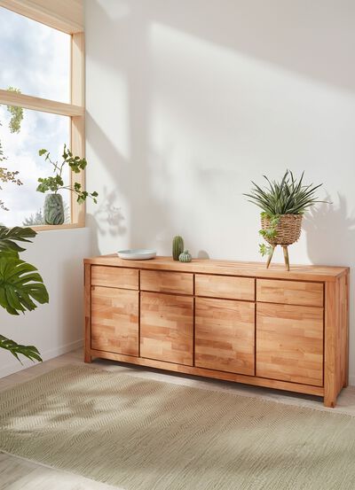 Meubelserie met massief houten fronten en soft close 