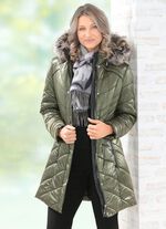 Lange jas met afneembare kunstbontgarnering 