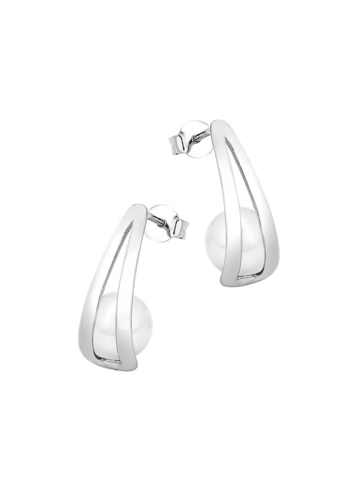 Moderne oorbellen met zoetwaterparels 