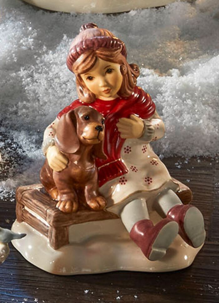 Wintertafereel: Grote hemelse boodschappers in het winterbos 