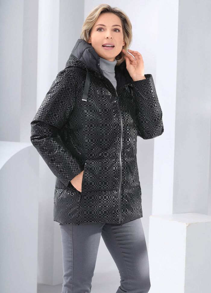 Functionele jas met vaste capuchon 