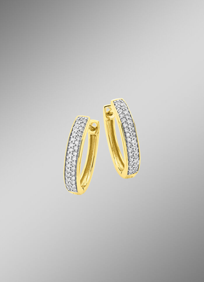 Chique hoepeloorbellen met diamanten 