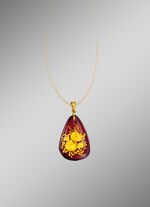 Hanger met handgegraveerde rozen 