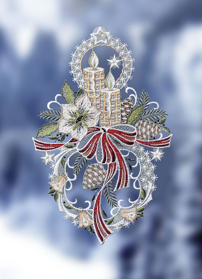 Raamdecoratie van echt kantwerk uit Plauen 