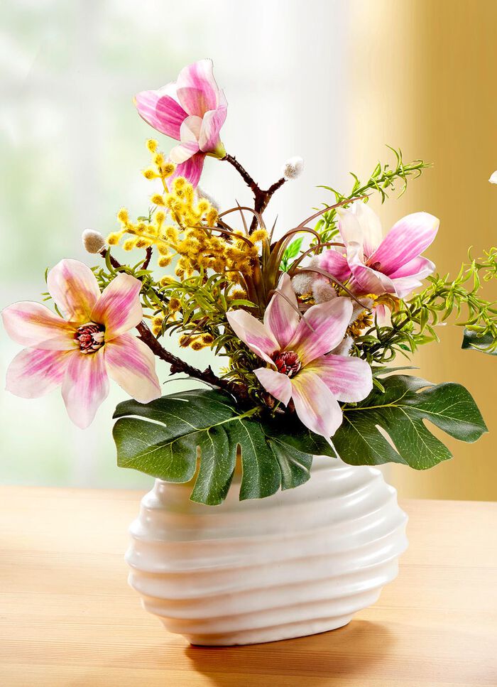 Magnoliaarrangement in keramieken pot WIT