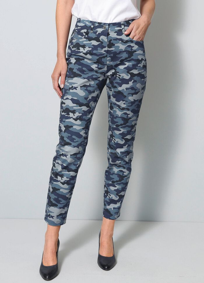Broek met camouflagepatroon 