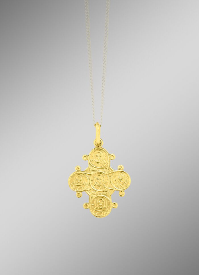 Dagmar kruishanger die aan beide kanten gedragen kan worden 