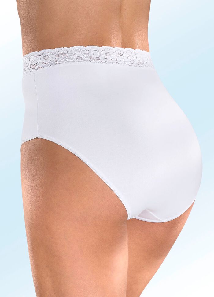 Verpakking van vier slips met kanten tailleband 