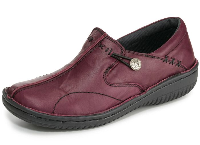 Slippers gemaakt van nappaleer met een gerimpelde structuur 