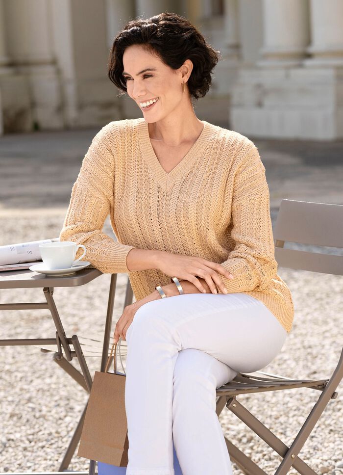 Trui met elegante glitteraccenten 