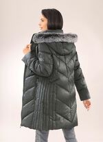 Functionele korte jas met vaste capuchon 