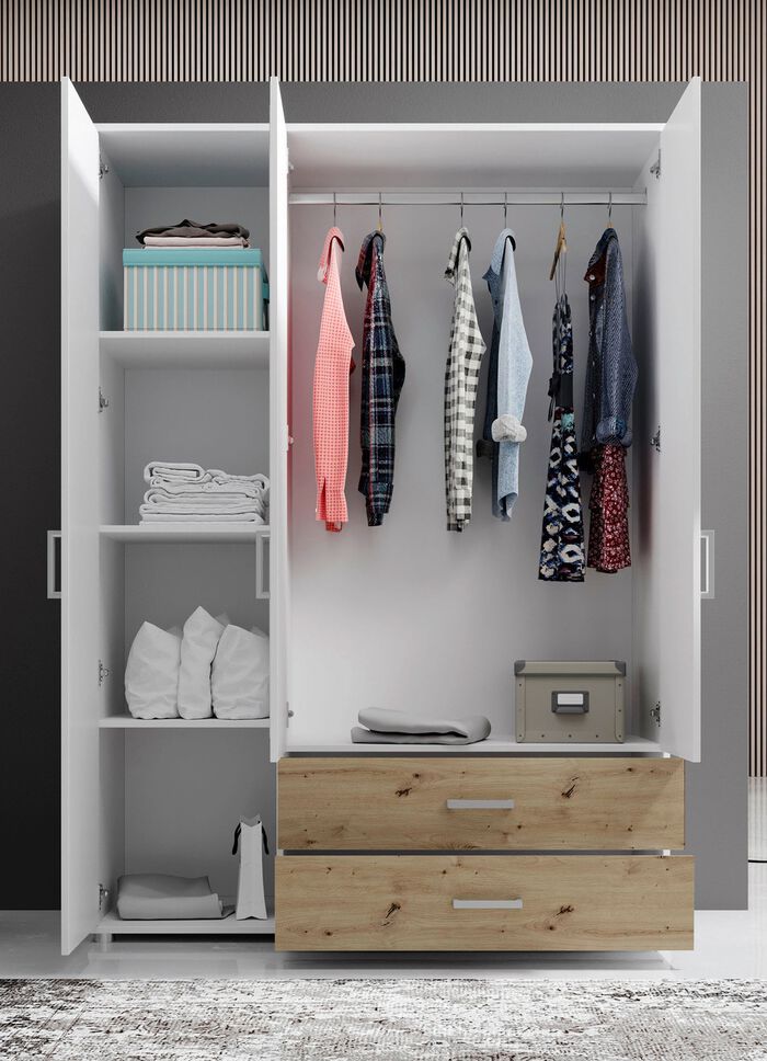 Moderne kledingkasten met veel ruimte voor kleding en accessoires 