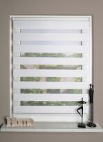 Kettingbediend rolgordijn met klembeugels 