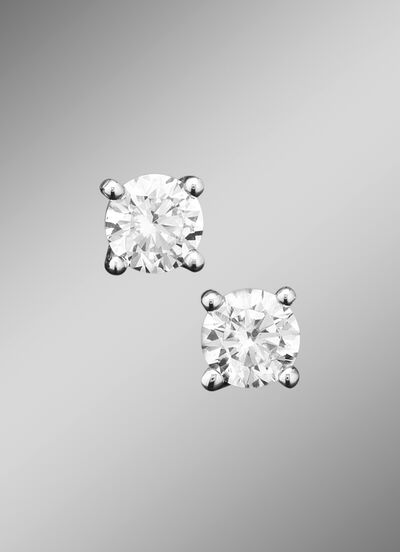 Oorknopjes in witgoud met diamanten 