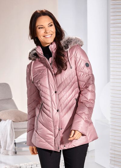 Jas met ritssluiting bij de zijsplitten 