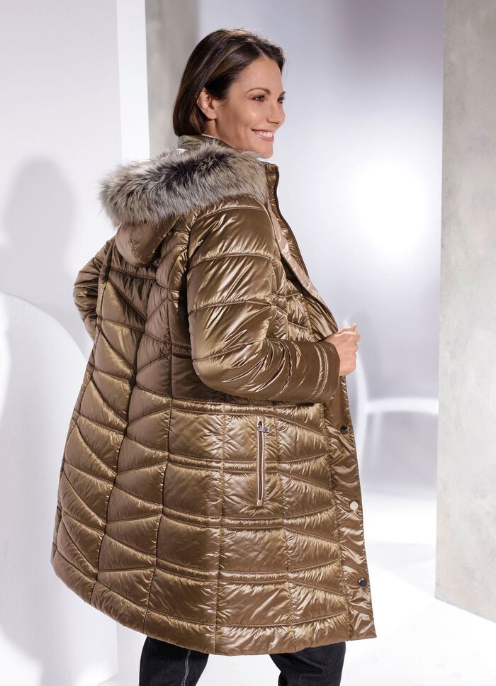 Korte donsjas met windjackmouwen 