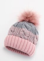 Warme damesmuts, met omslag 