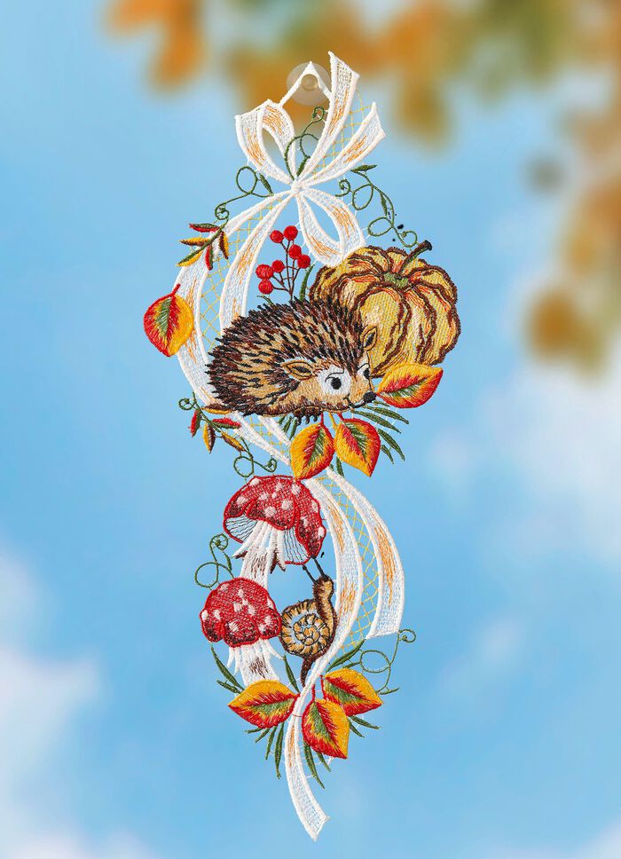 Raamdecoratie van kantwerk uit Plauen 