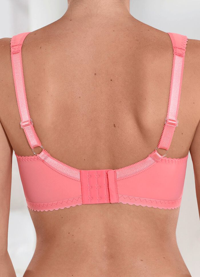 BH met inzetstukken van tule 