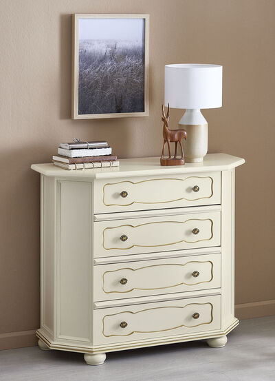 Italiaanse ladekastserie met rijke decoraties 