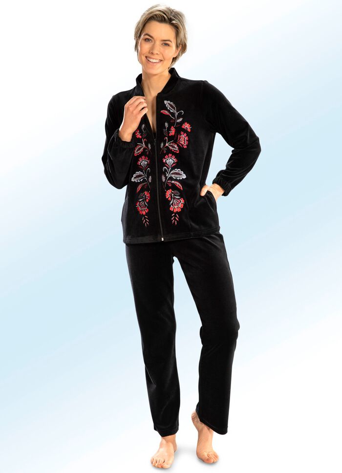 Huispak met borduursel en strassversiering 