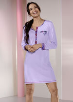 Set van twee nachthemden met geplaatste print en lange knoopsluiting 