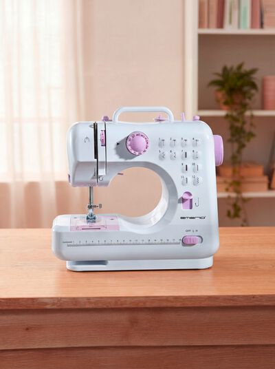 Naaimachine met vrij arm 