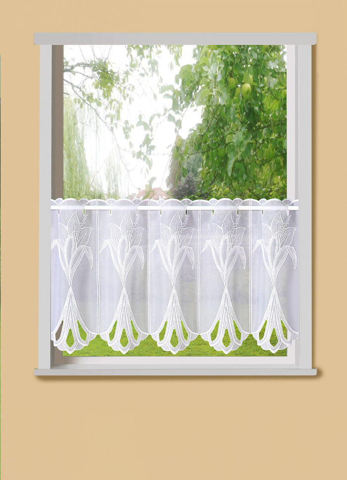 Kort gordijn Lily met Plauen-borduurwerk en roededoorvoer 