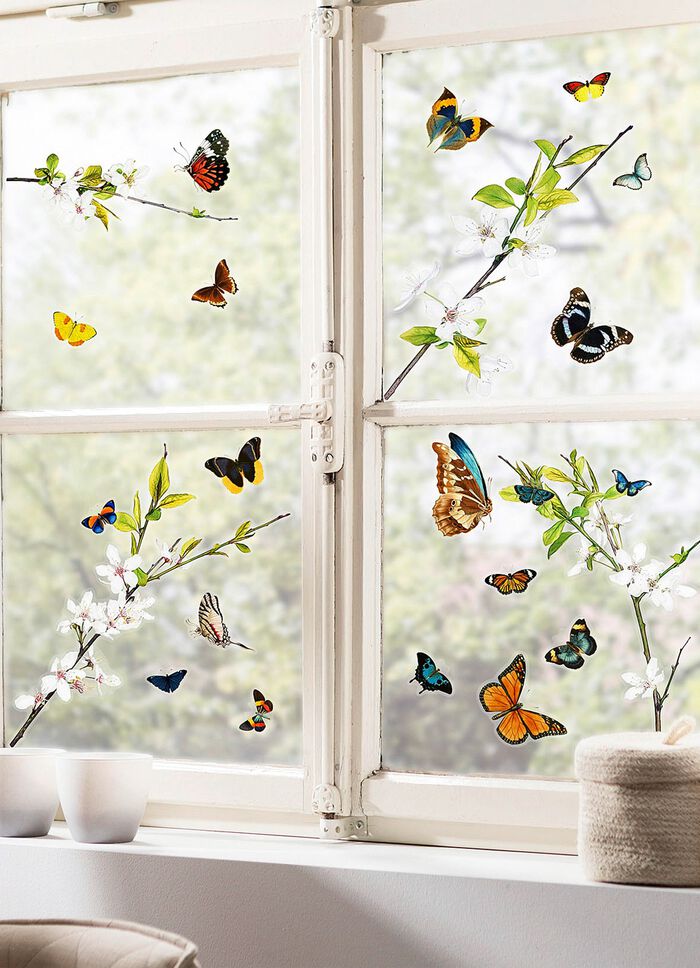 Decoratieve stickers gemaakt van zelfklevende folie 