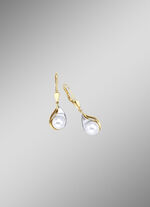 Oorbellen met parels en diamanten 