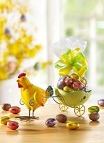 Nostalgische kip met metalen kar 