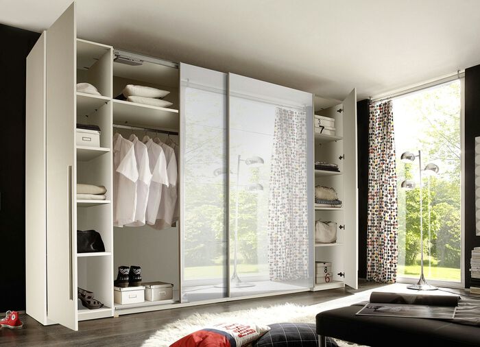 Moderne schuifdeurkast 