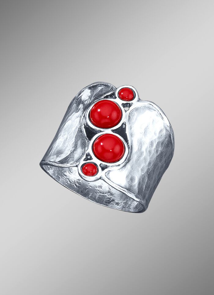 Bijzondere damesring met koraal 