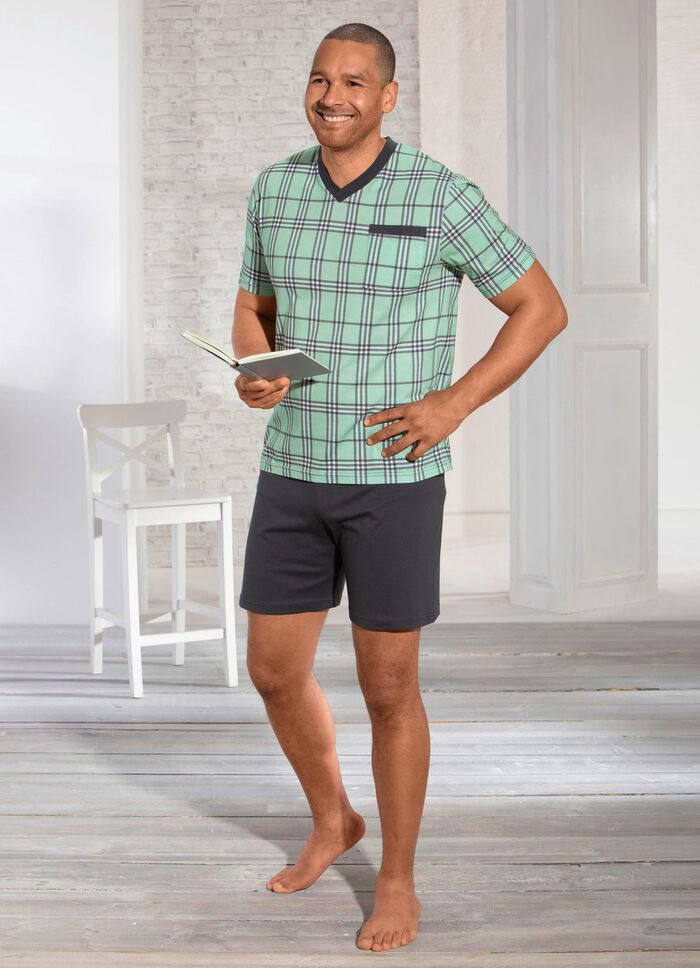 Shortama met V-hals en borstzakje 