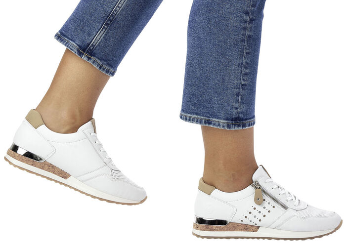 Remonte sneakers met decoratieve perforaties eronder WIT-ZAND