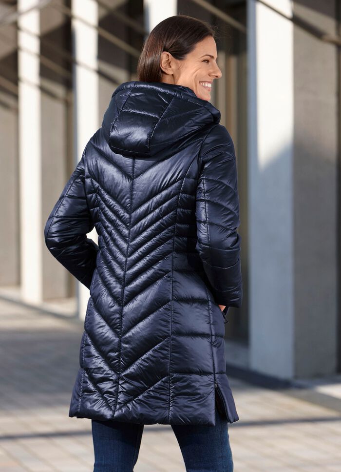 Korte jas met zijsplitten 