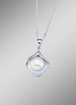 Kettinghanger met zoetwaterparels, met pantserketting 