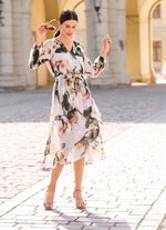 Jurk met strikceintuur 