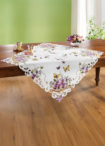 Tafel- en kamerdecoratie in lentestijl 