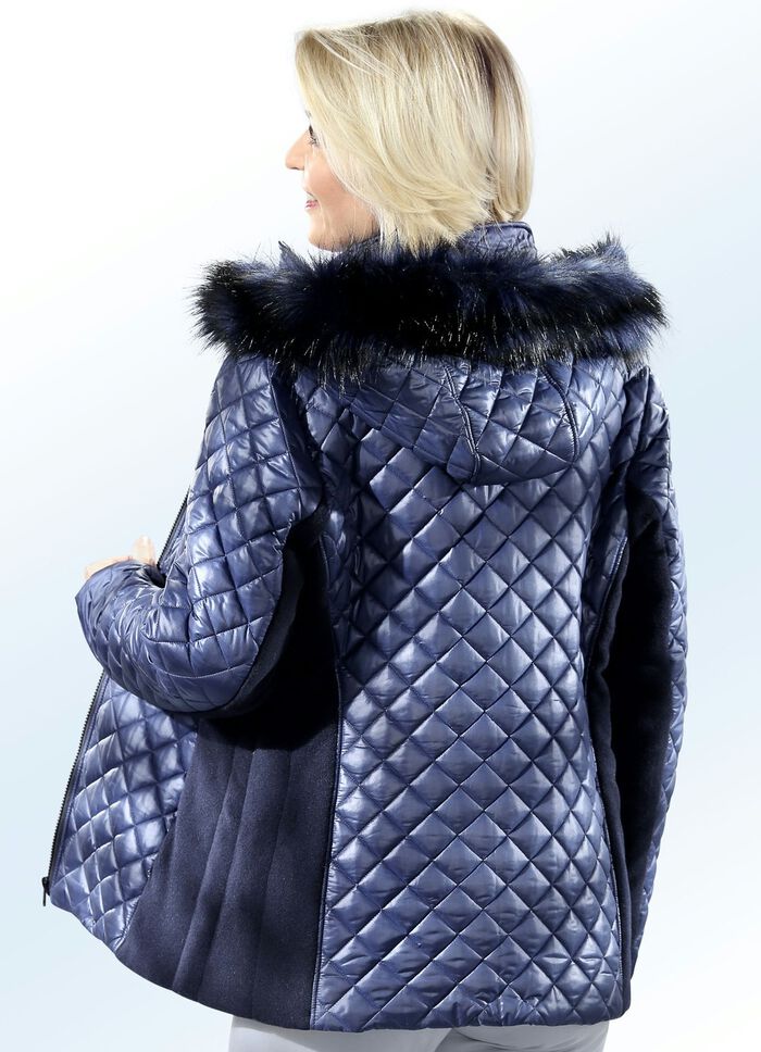 Jas met kunstbontkraag 