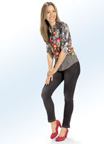 Jeans met leuke studs onderaan de pijpen 