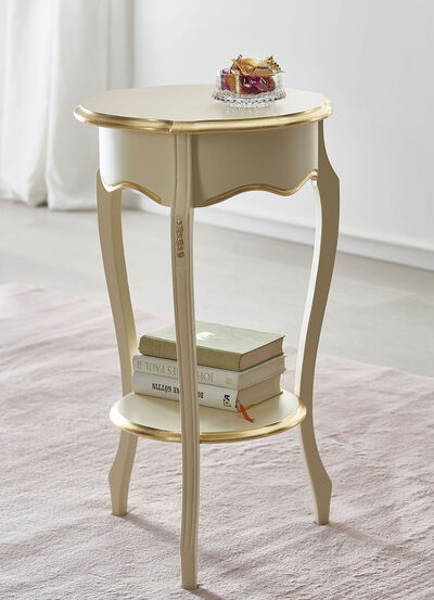 Bijzettafel met handgemaakte applicaties 