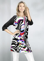 Tuniek met een modieuze platte halslijn 