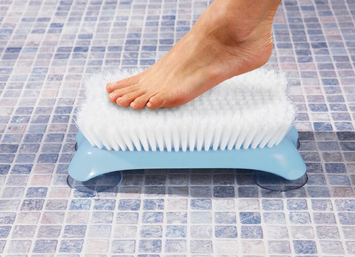 Muurborstel met 4 sterke zuignappen 